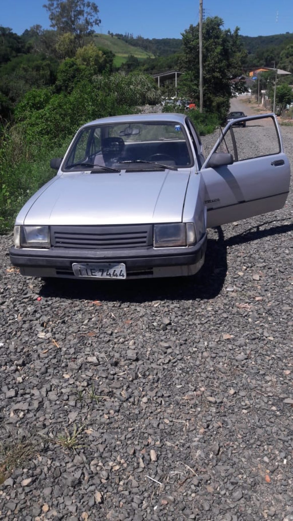 Brigada Militar de Sobradinho recupera Chevette furtado em Arroio do Tigre