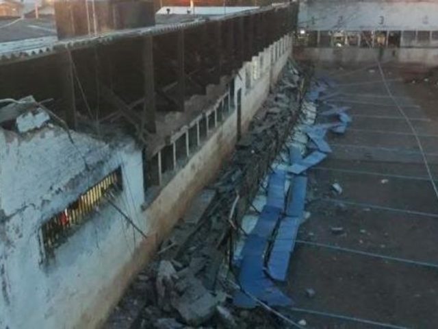 Treze detentos fogem de presídio de Erechim