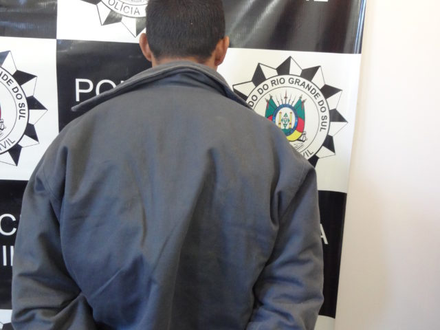 Polícia Civil prende suspeito de atear fogo em casa em Arroio do Tigre e tentar matar mulher e enteada