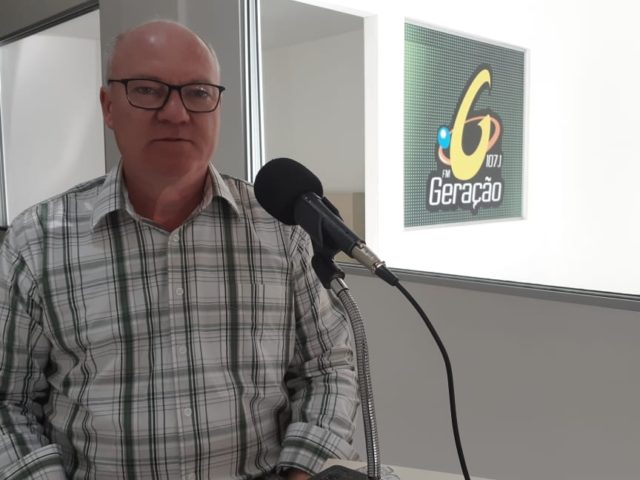 Prefeito de Arroio do Tigre assina contrato da retomada de obra da Escola Carlos Kipper