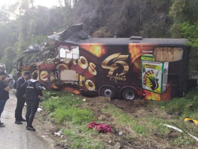Vocalista do grupo Garotos de Ouro morre em acidente de trânsito