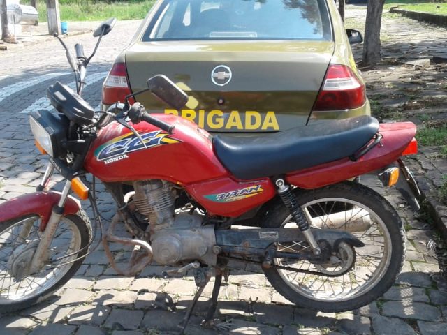 BM de Arroio do Tigre apreende menor por furto de veículo