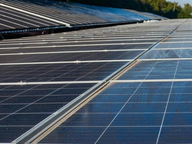Mercado de energia solar é um dos mais promissores entre as energias renováveis