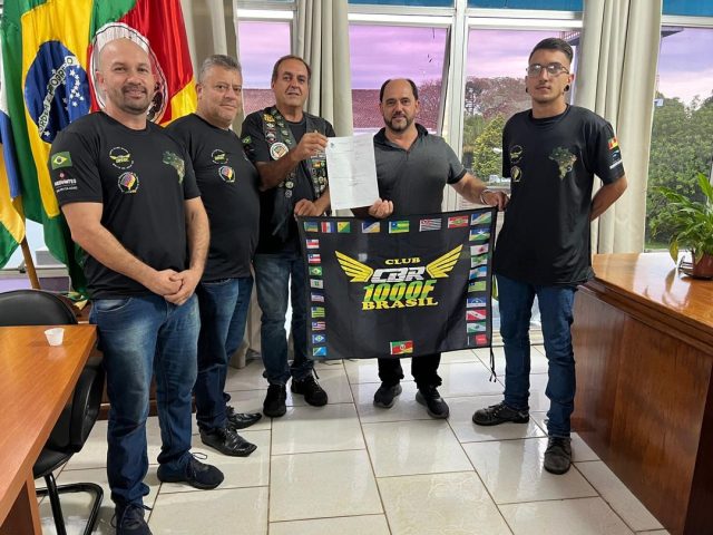 Grupo de Motociclistas de Salto do Jacuí devolve R$ 7.000 para ajudar vítimas das chuvas