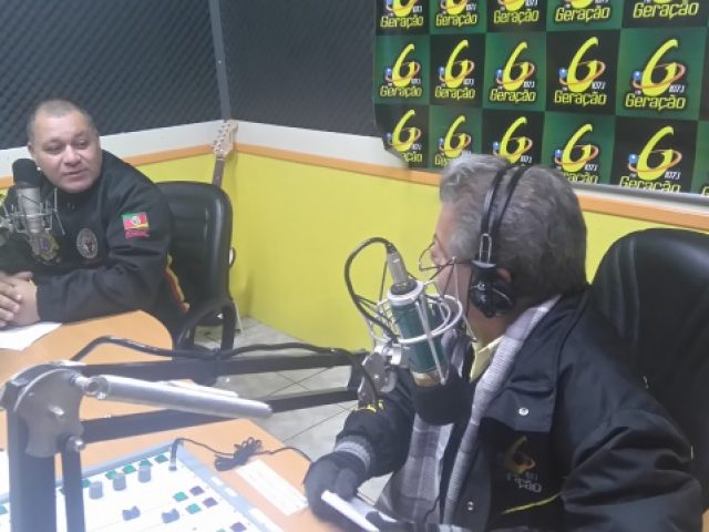 Proerd e Brigada Mirim trabalham com alunos do 5º ano em Salto do Jacuí