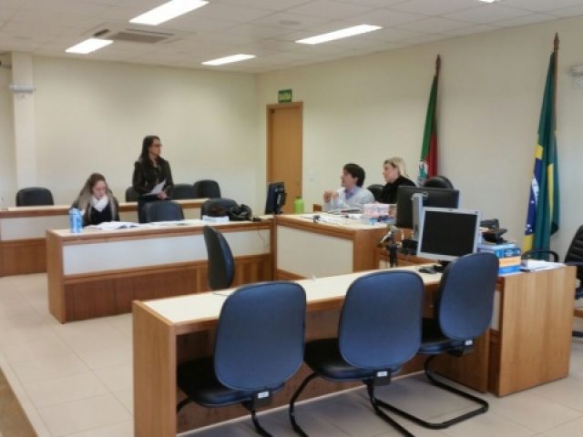 Reunião traz esclarecimentos para presidentes de partido da região