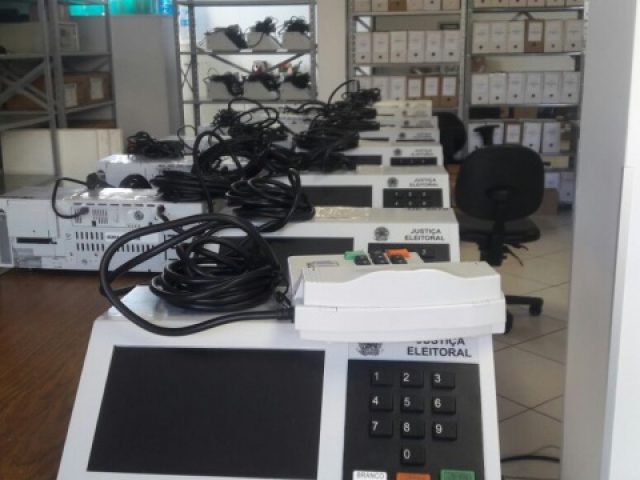 Justiça Eleitoral garante segurança da urna eletrônica