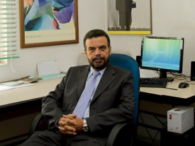 Economista defende contenção dos gastos públicos para melhora financeira do Rio Grande do Sul
