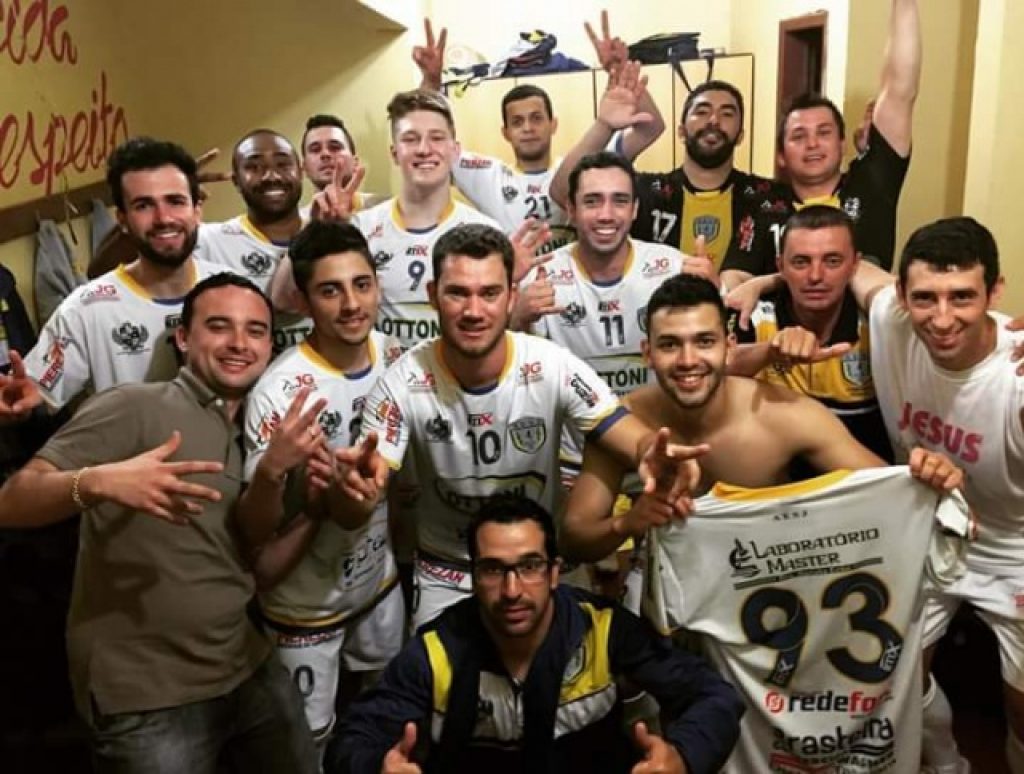 ADCH joga neste sábado para garantir a liderança da chave na série bronze de futsal
