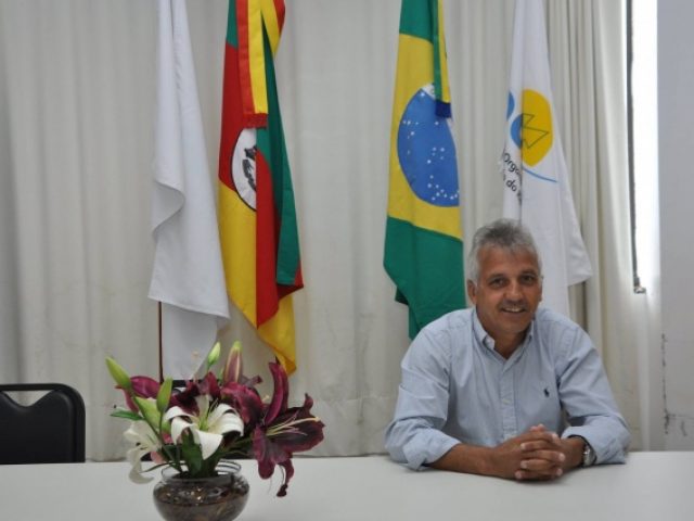 Excesso do produto preocupa produtores de trigo no início da colheita